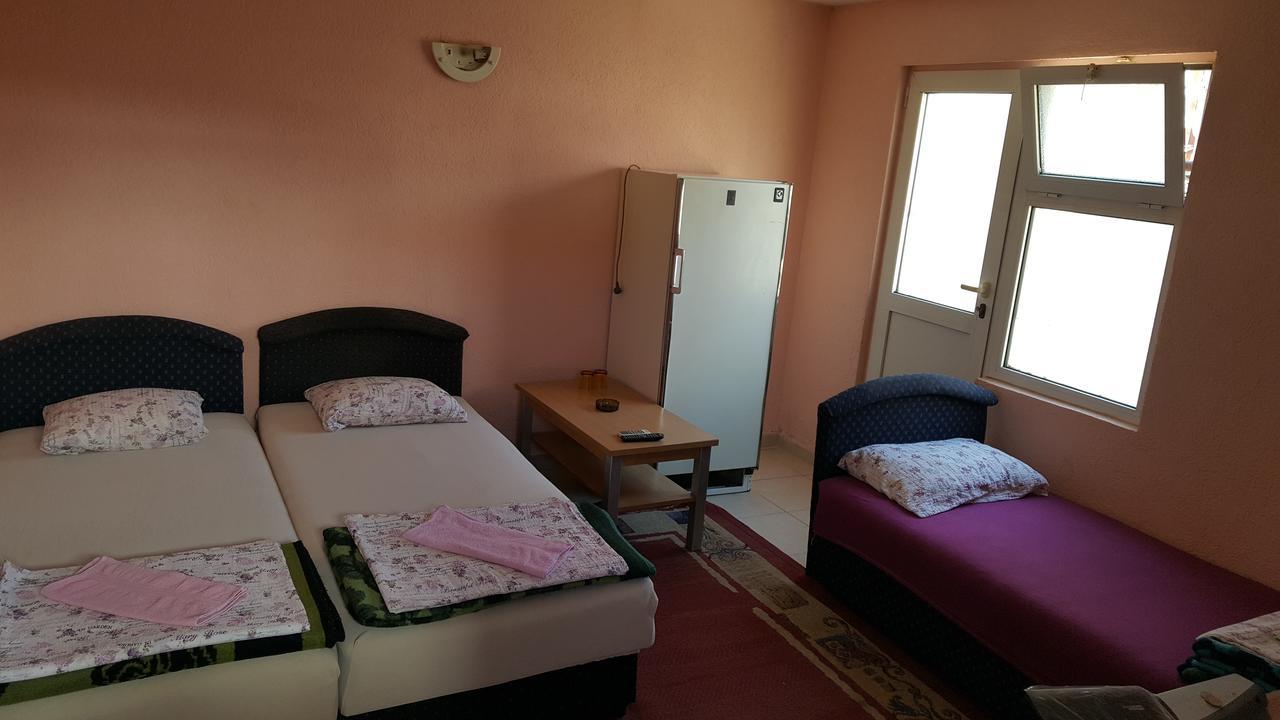As Montenegro Gostinjska kuća *