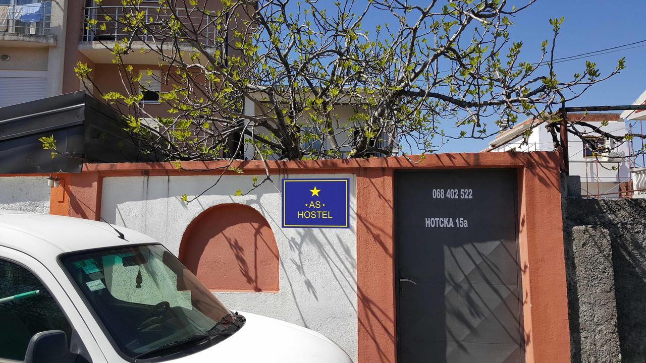 As Montenegro *
